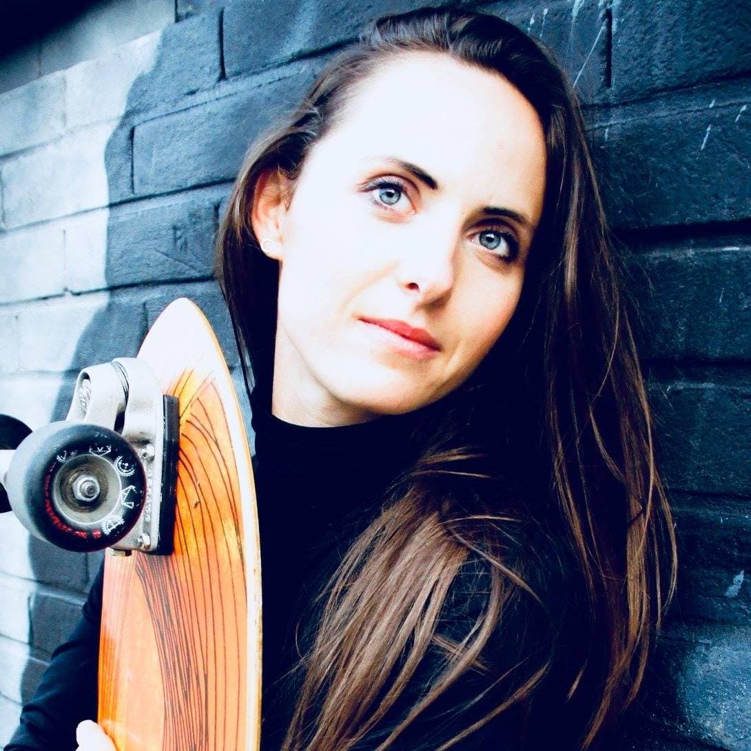 Ćwiczenia pływackie na lądzie - styl klasyczny (żabka) 1 Iwona Woronowicz - trener przygotowania motorycznego